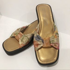 Donald J. Pliner Women’s Floral Slip On Sandal 6.5